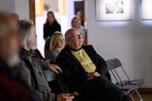 Wystawa: „Fischmarkt” oraz spotkanie z Markiem Gryglem - Publiczność podczas spotkania z Markiem Gryglem