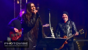 Koncert: 33. tarnowski finał WOŚP - Galeria II - Na scenie Uwaga Na Jeże