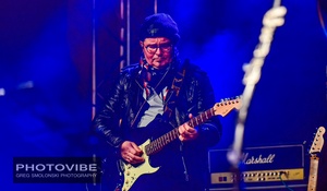 Koncert: 33. tarnowski finał WOŚP - Galeria II - Na scenie Uwaga Na Jeże