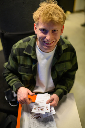 Koncert: Mikromusic Trio - Adrian Kuchyt w holu kina Marzenie