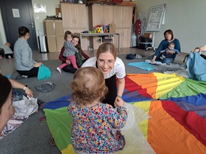 Muzyka dla smyka - Uczestnicy podczas zajęć.