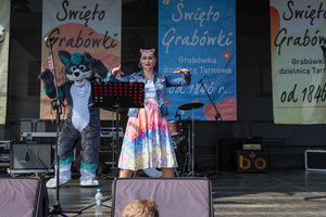 Święto Grabówki - Na plenerowej scenie Ewa Judasz-Jakubiak E-Muz w animacjach dla dzieci