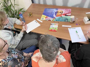 "W pełnym wymiarze" - Grupa uczestników podczas warsztatów