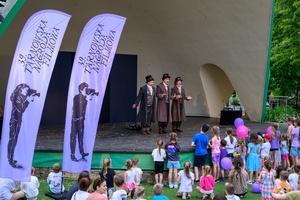 39. TNF: Dzień 3 (1.06.2025) - Na scenie aktorzy tarnowskiego teatru w spektaklu "Pan Doremi"