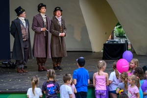 39. TNF: Dzień 3 (1.06.2025) - Na scenie aktorzy tarnowskiego teatru w spektaklu "Pan Doremi"