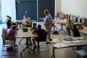 39. TNF: Dzień 3 (1.06.2025) - Warsztat dla najmłodszych "Poznaj tajniki animacji i zostań w filmowcem" prowadzony przez Eugeniusza Gordziejuka w DKW