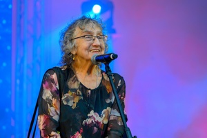 ZDEARZENIA 2025: Gala Kultury i Stypendiów | Koncert Zosi Karbowiak