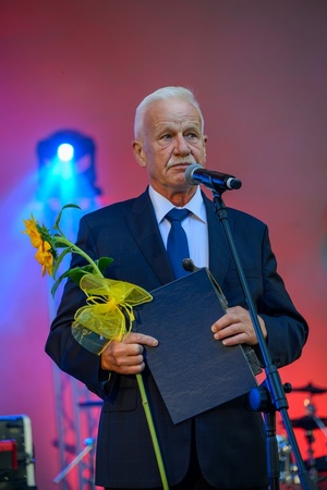 ZDEARZENIA 2025: Gala Kultury i Stypendiów | Koncert Zosi Karbowiak