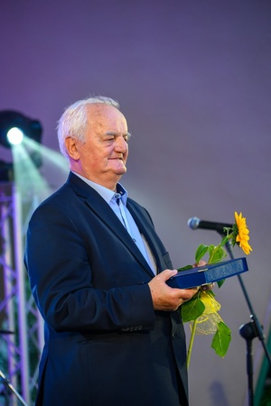 ZDEARZENIA 2025: Gala Kultury i Stypendiów | Koncert Zosi Karbowiak