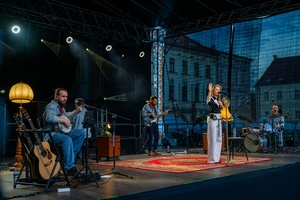 ZDEARZENIA 2025: Dikanda, Ania Karwan