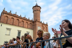 ZDEARZENIA 2025: Dikanda, Ania Karwan