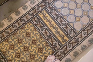 Spójrz pod nogi - opowieści z poziomu tarnowskich posadzek - Posadzka