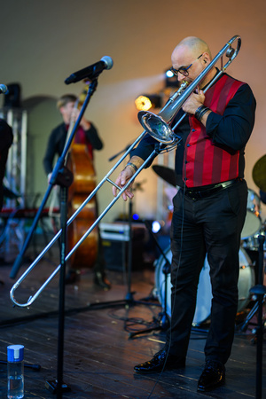 Starówka Jazz Festival 2025 - Koncert I - Na scenie tarnowskiego amfiteatru Five O'Clock Orchestra