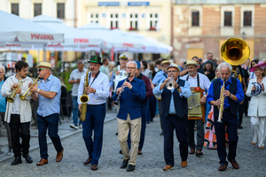 Starówka Jazz Festival 2025 - Koncert II - Parada nowoorleańska na tarnowskim rynku