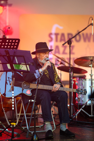 Starówka Jazz Festival 2025 - Koncert II - Old Boys Band na scenie amfiteatru letniego