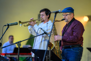 Starówka Jazz Festival 2025 - Koncert II - Stanula Sekstet na scenie amfiteatru letniego