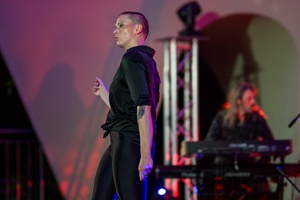 XX Był Sobie Blues: Natalia Sikora śpiewa Janis Joplin - Na amfiteatralnej scenie Natalia Sikora