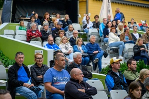 Szanty na Starówce: Aqua Marina, Mechanicy Szanty - Amfiteatralna publiczność w oczekiwaniu na koncert