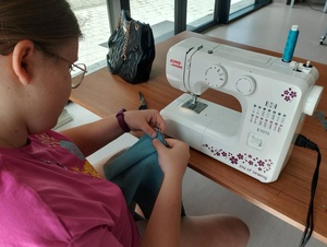 Twoja poduszka ZAFU - Uczestniczka podczas warsztatów