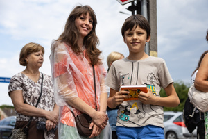 Odmienne lecz codzienne - mozaiki, ceramika i rzeźby, bez których miasto nie byłoby sobą - Uczestnicy podczas spaceru