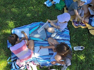 Wakacyjne senso-warsztaty - Uczestnicy podczas warsztatów