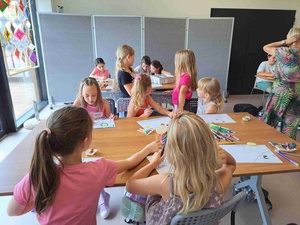 Wakacyjne senso-warsztaty - Uczestnicy podczas warsztatów