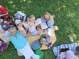 Wakacyjne senso-warsztaty - Uczestnicy podczas warsztatów