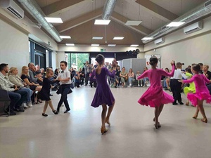 Piknik 13. Dzielnicy! - pokaz taneczny w wykonaniu Szkoły Tańca eMiKa