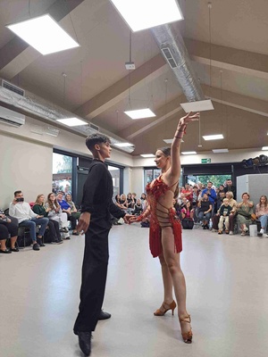 Piknik 13. Dzielnicy! - pokaz taneczny w wykonaniu Szkoły Tańca eMiKa