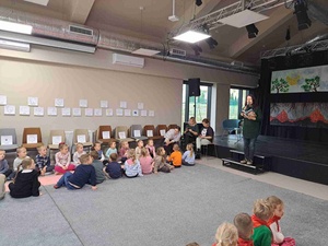 Poczytanki-rysowanki - Uczestnicy podczas warsztatów