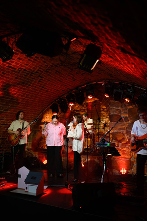 Koncert i premiera klipu: Meg Mell