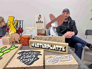 Przedświąteczny kiermasz twórczości i rękodzieła - Wystawcy podczas kiermaszu