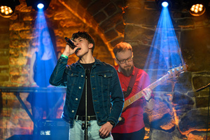 Koncert: SM Rock - Występ uczniów i nauczycieli szkoły S.M.Rock przy udziale publiczności.