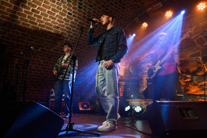 Koncert: SM Rock - Występ uczniów i nauczycieli szkoły S.M.Rock przy udziale publiczności.