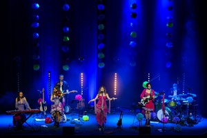 Koncert: Lor - Na scenie występujący zespół Lor