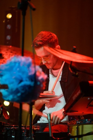 Koncert: Lor - Na scenie występujący zespół Lor