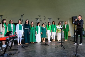 Koncert Chóralne Majówki: Chór Fox Vox - Na scenie żeńska część Chóru Fox Vox