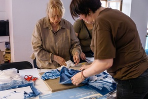 Warsztaty fotograficzne: cyjanotypia - Konsultacje z prowadzącą w drugim dniu warsztatów.