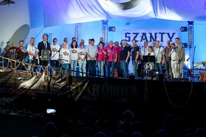 Szanty na Starówce: Dzień 2 - 40 Lat Bezanu - Koncert jubileuszowy