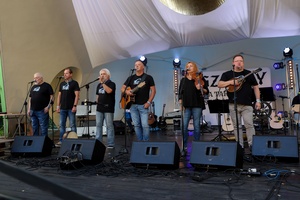Szanty na Starówce: Dzień 2 - 40 Lat Bezanu - Koncert jubileuszowy
