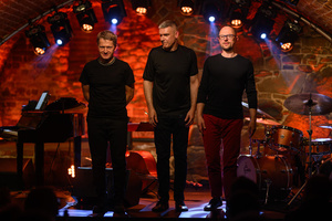 Jazzowa jesień w TCK: Piotr Wyleżoł Trio - Piotr Wyleżoł Trio na scenie Piwnic Tarnowskiego Centrum Kultury