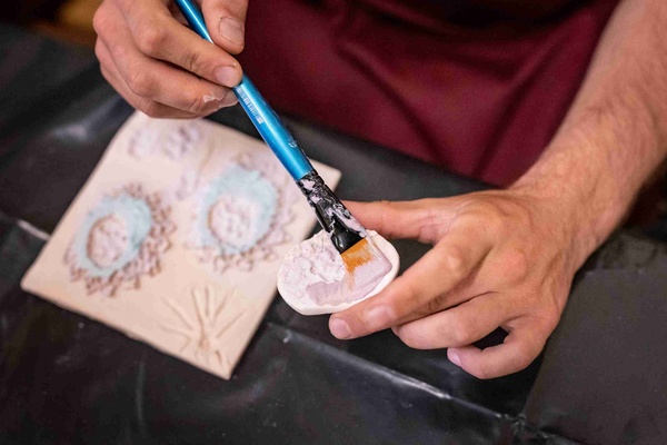 DKW: „Wzorzysty kafelek” - warsztaty ceramiczne spot. 2 dla osób z niepełnosprawnościami