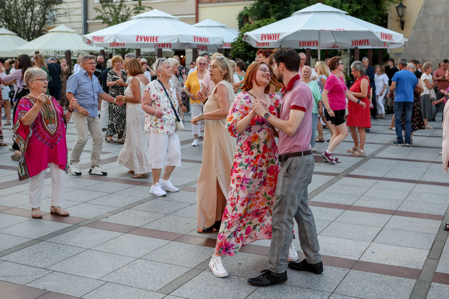 Letni Taneczny Wieczór na Rynku – edycja specjalna!
